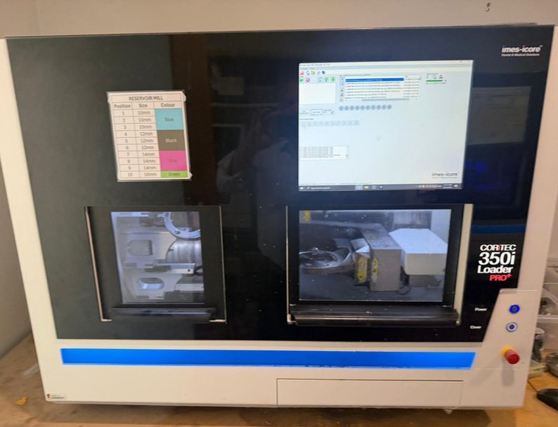 vhf E5 dental milling machine in the on-site lab